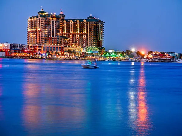 10 Harbor Blvd Unit 305, Destin, FL 32541