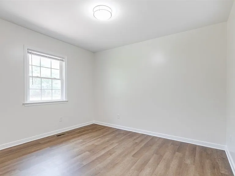 4321 N Huguenot Rd — Photo 11