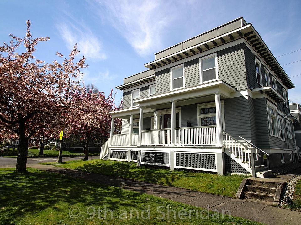 1st image of 822 S Sheridan Ave