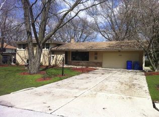 12951 S 70th Ct, Palos Heights, IL 60463