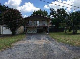 8834 Old Crk, Willis, TX 77318