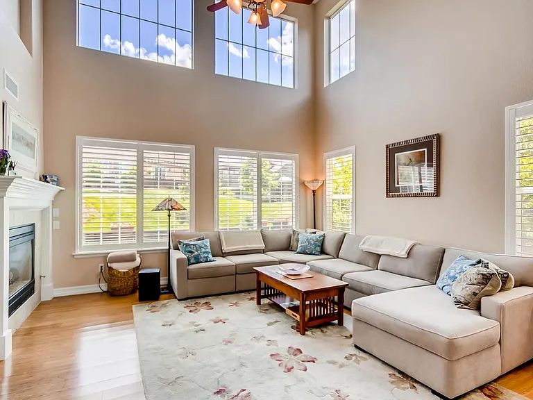 10616 Clearview Ln — Photo 3
