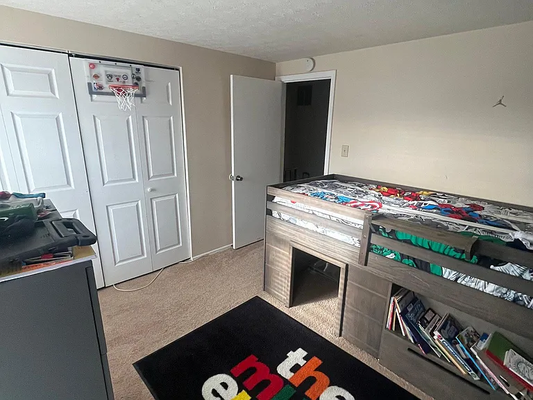 6435 Lacrosse Ln NE — Photo 15