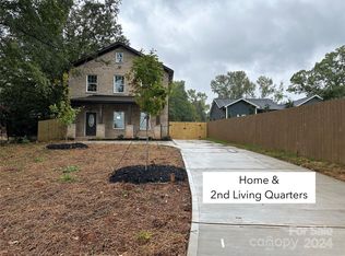 2664 Elmin St, Charlotte, NC 28208