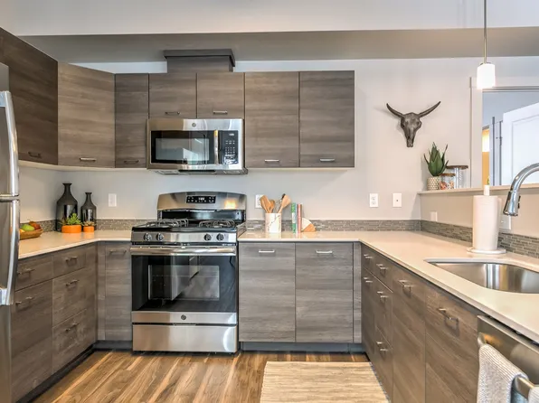 Prelude at Paramount