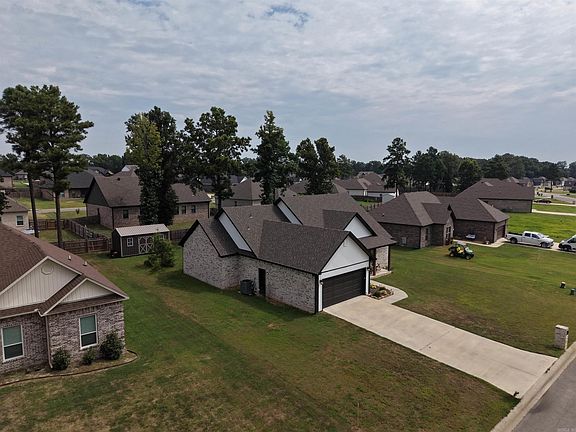 3rd image of 150 Hayden Dr