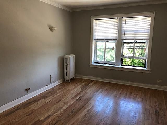 1st image of 1414 W Pratt Blvd APT 208