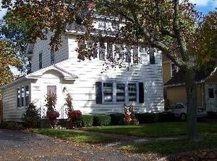 232 Harding Rd, Rochester, NY 14612