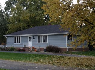 5707 Essex Rd, Lisle, IL 60532