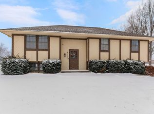413 NE 113th Ter, Kansas City, MO 64155
