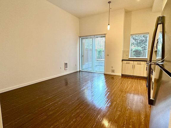 5th image of 14307 Greenwood Ave N APT 104