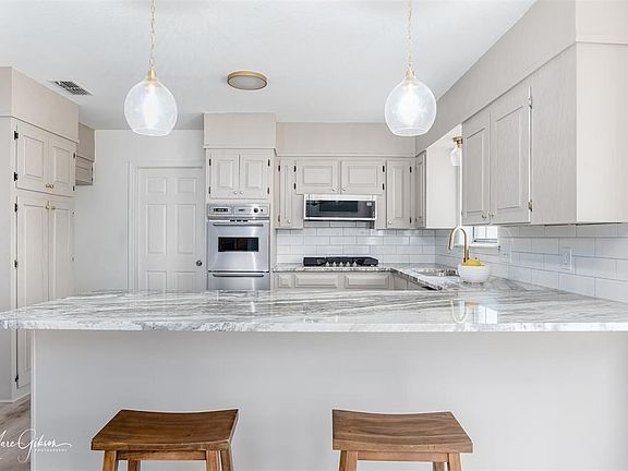 5th image of 5078 Town North Dr