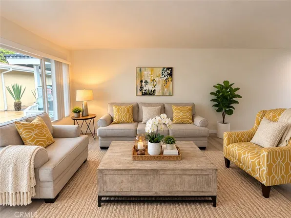21103 Donora Ave APT B, Torrance, CA 90503