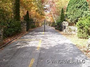 4th image of 24A Stonebrook Dr