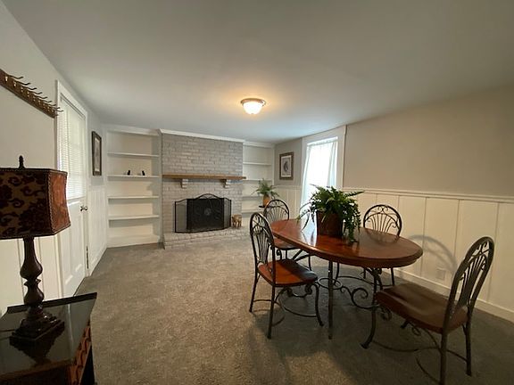 2nd image of 401 N Greenville St #D1