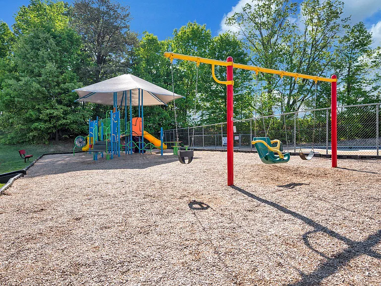 58 Baldwin Dr — Photo 39