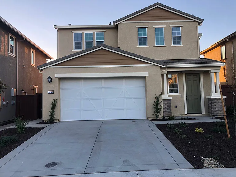 3233 Sherman Way — Photo 1