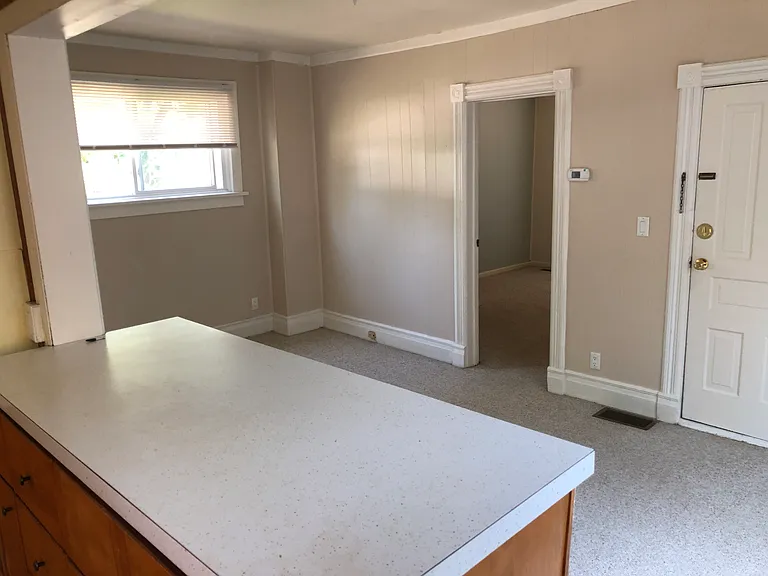 1300 Hutchins Ave — Photo 10