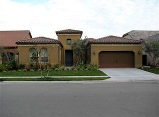 1955 N Pamela Ave, Clovis, CA 93619