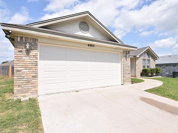 3rd image of 4405 Alleeta Dr
