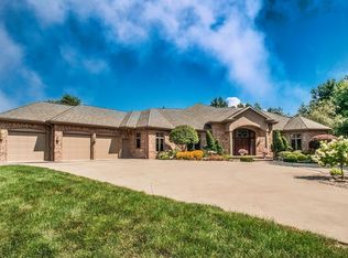208 S Indiana Ave, Wakarusa, IN 46573