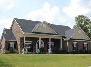 15 Glen Ridge Ct, Covington, GA 30014