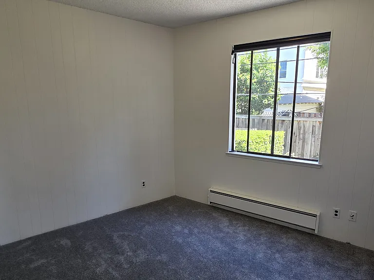 1427 Floribunda Ave #106 — Photo 15
