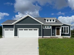 10713 Melanie Dr, Allendale, MI