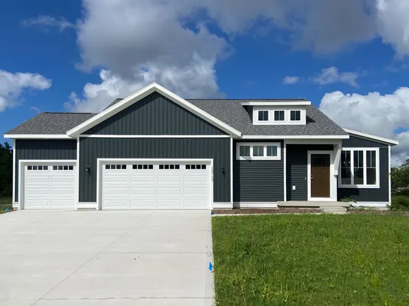 10713 Melanie Dr, Allendale, MI 49401