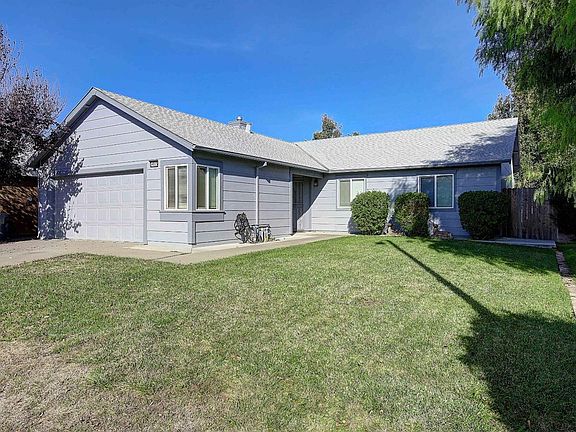 3rd image of 1455 Hoover Ct