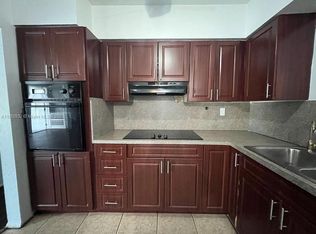 (Undisclosed Address), Fort Lauderdale, FL 33312