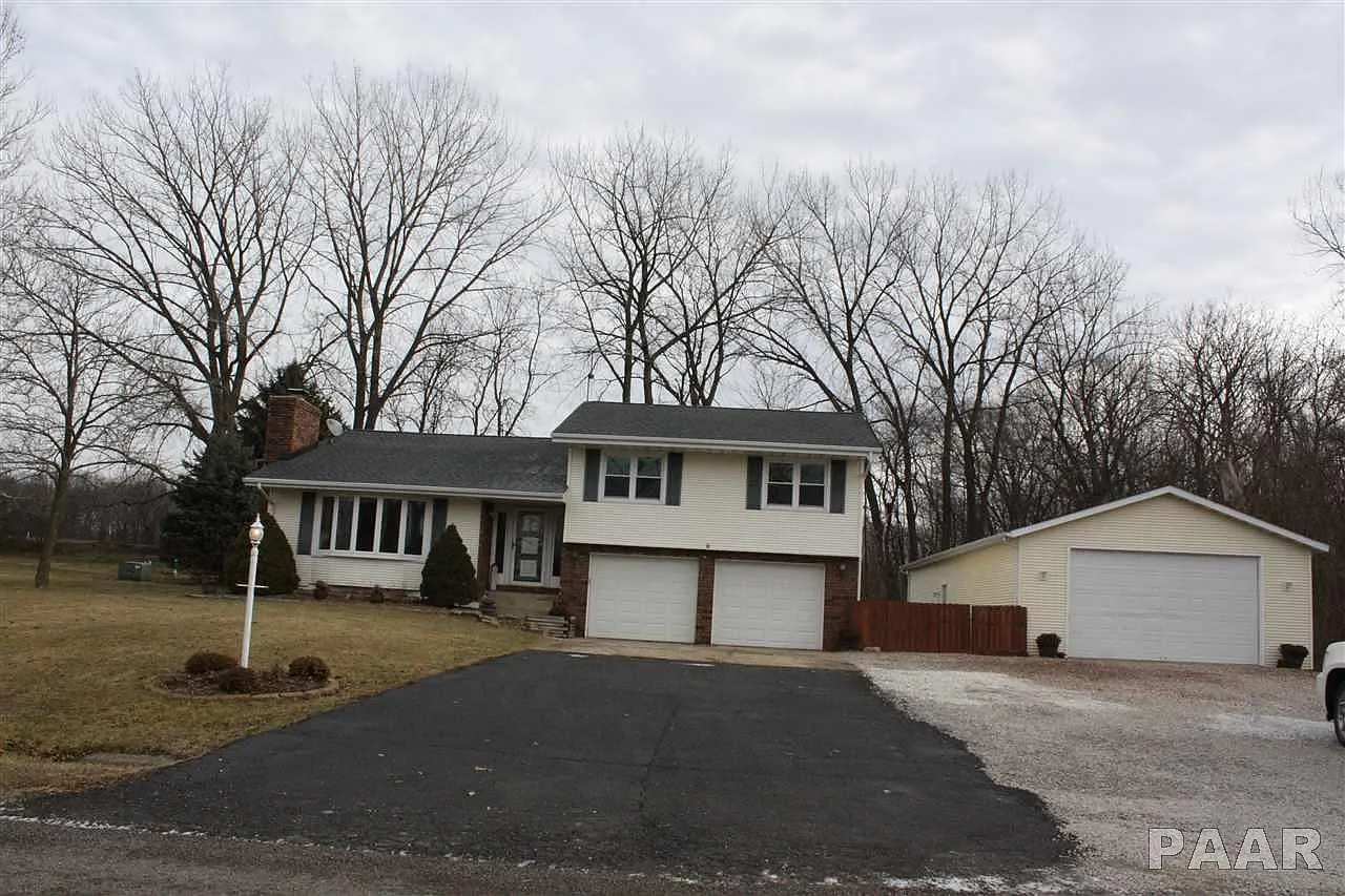 120 Country Lake Dr photo 1