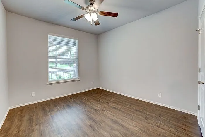 1127 N Boston Ave — Photo 37