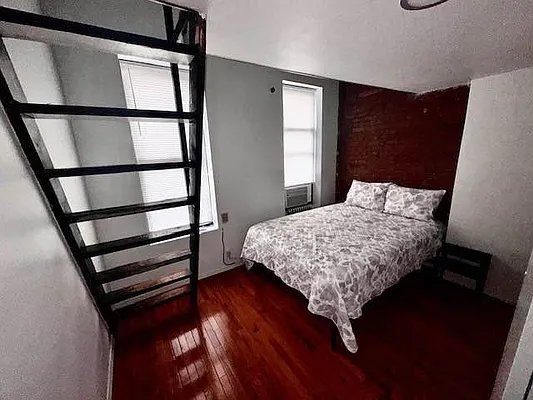 Rented by Oxford Property Group | media 17