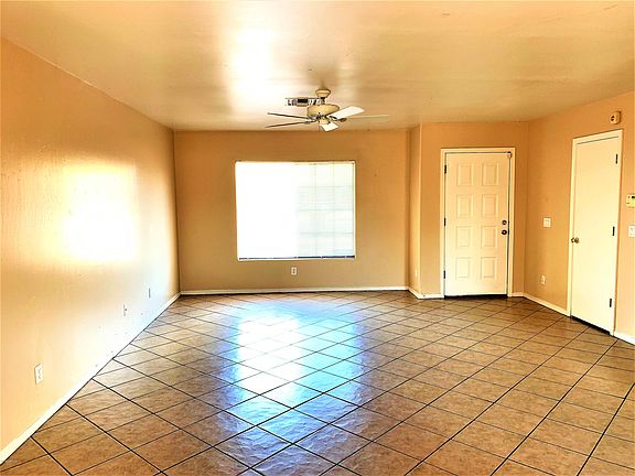 2nd image of 3811 W Sunland Ave