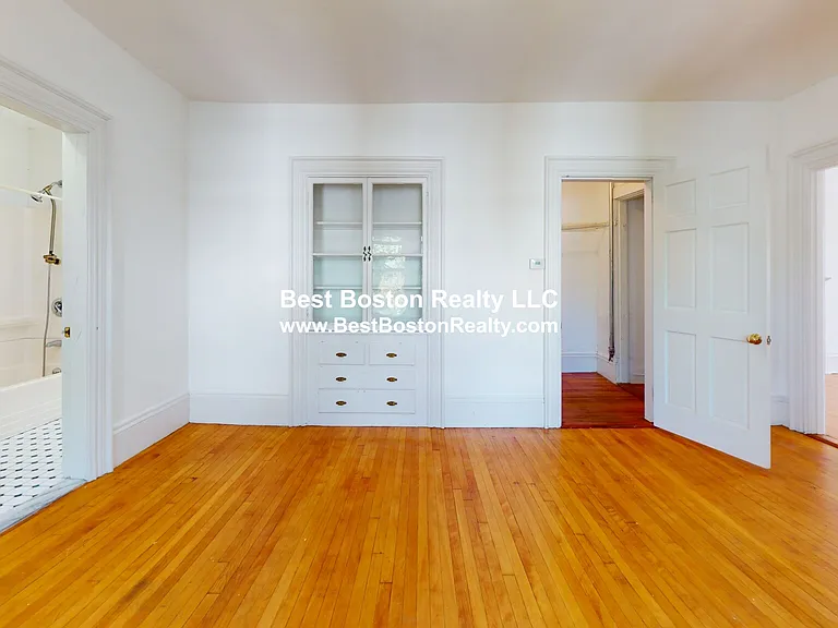 87 Boston St #2 — Photo 6