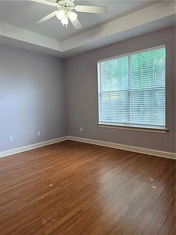 3245 Iowa Ave — Photo 15