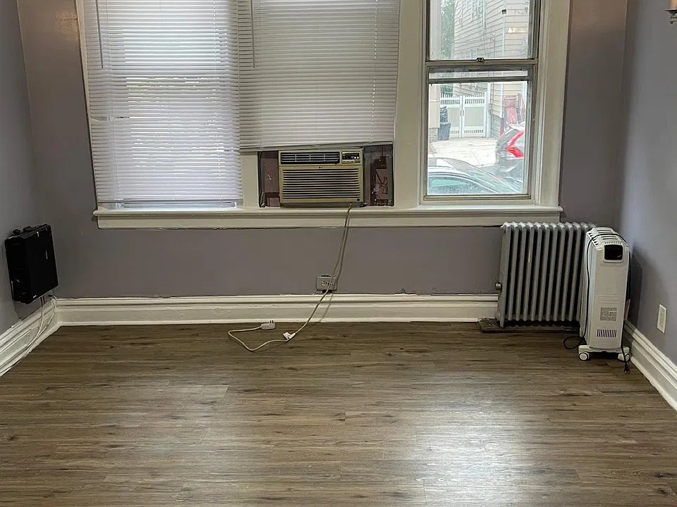 273 Manhattan Ave #1