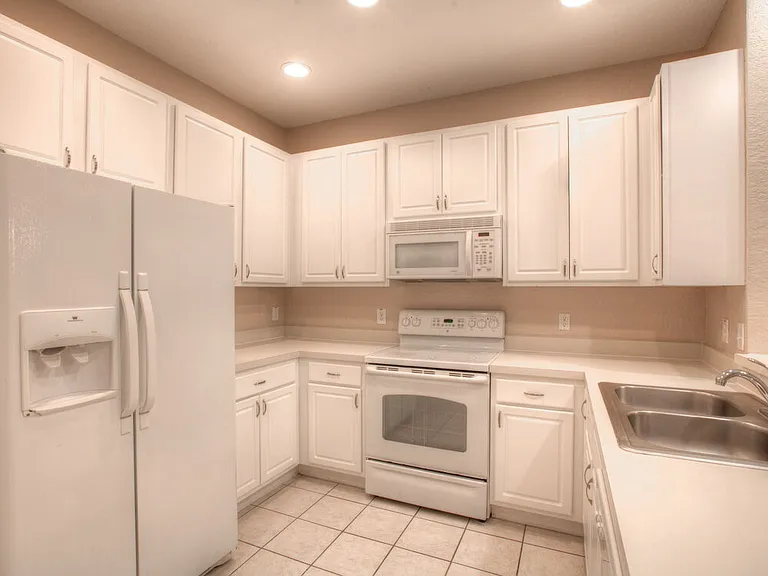 1274 Falling Star Ln — Photo 7