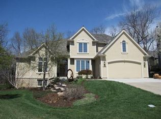 1120 Dubs Ct, Lawrence, KS 66049