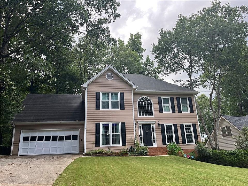 1st image of 1120 Providence Dr