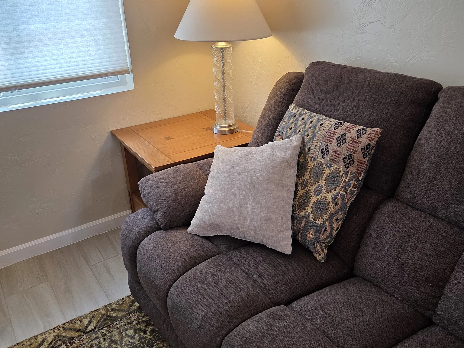 2 bed, 696 sqft, $2,400 — Photo 4