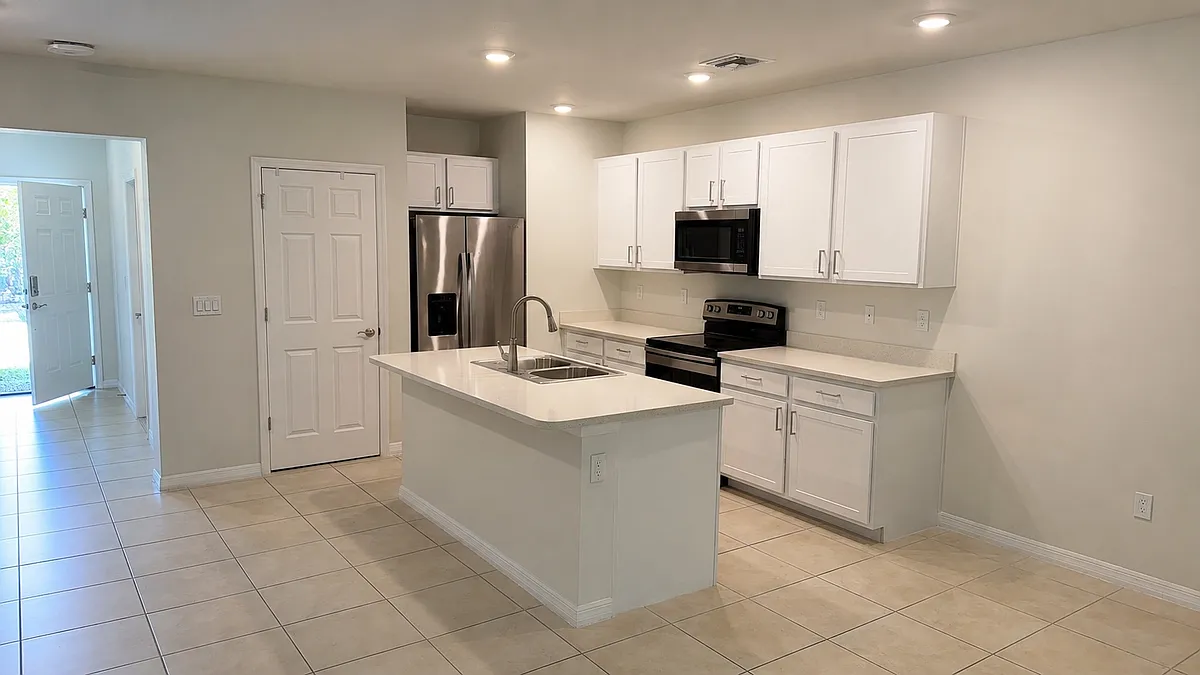Building Photo - 14993 Wildflower Cir