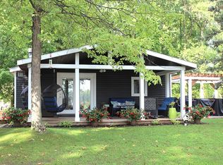 46270 Leedy Point Rd, Bloomingdale, MI 49026