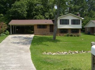 636 Bruce Way, Lilburn, GA 30047