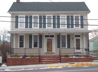 66 York St, Taneytown, MD 21787