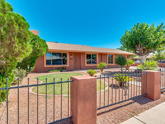 2nd image of 8310 W Heatherbrae Dr