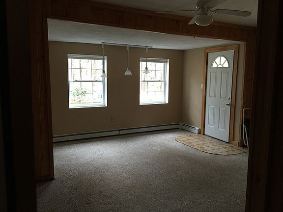 3rd image of 206 Horns Park S