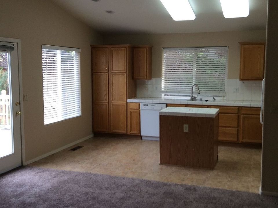 2nd image of 5865 W Brookdale Dr