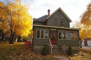 1st image of 302 Conde St